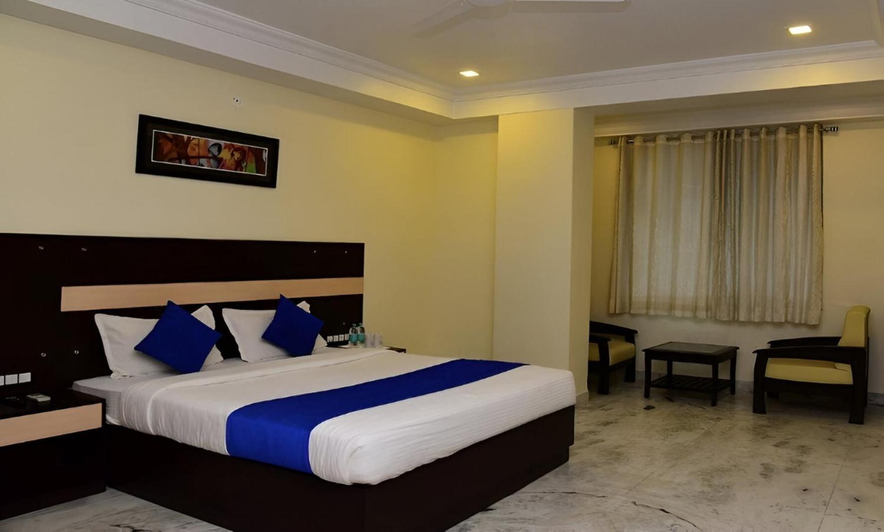 Hotel Holiday Comfort Amritsar Exterior foto